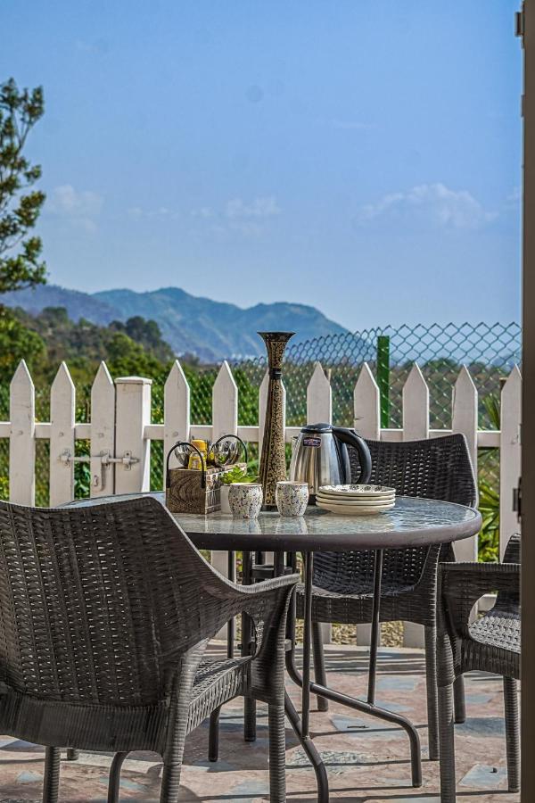 Saffronstays Woodpeckers Villa, Dehradun Rajpur Exterior photo